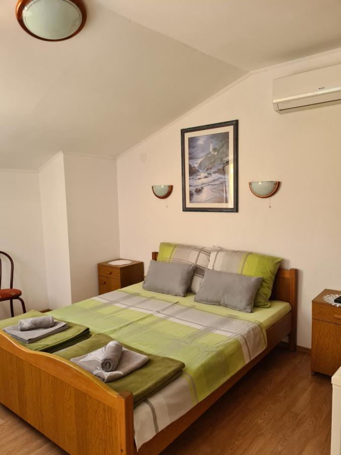 Pansion Ribica Hotel Crikvenica Kültér fotó
