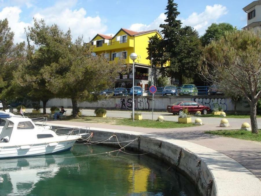 Pansion Ribica Hotel Crikvenica Kültér fotó