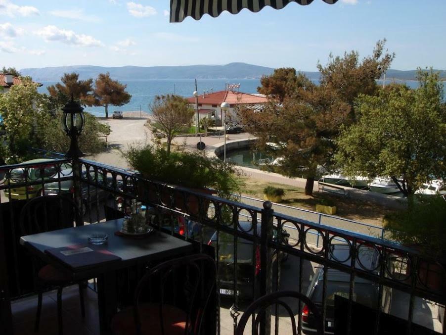 Pansion Ribica Hotel Crikvenica Kültér fotó