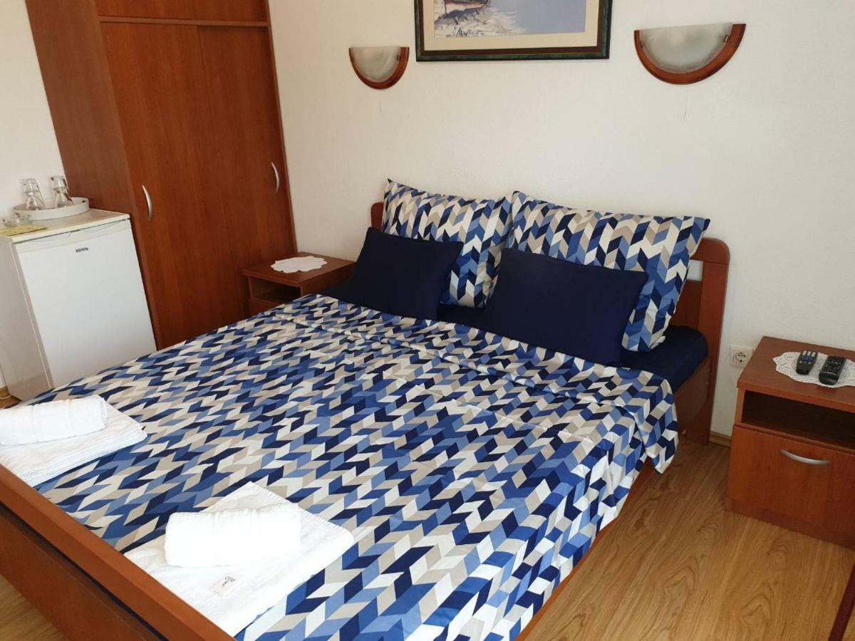 Pansion Ribica Hotel Crikvenica Kültér fotó